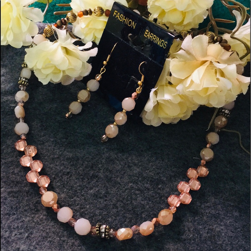 UNIQUE Beads- Hand crafted Necklace and Earrings